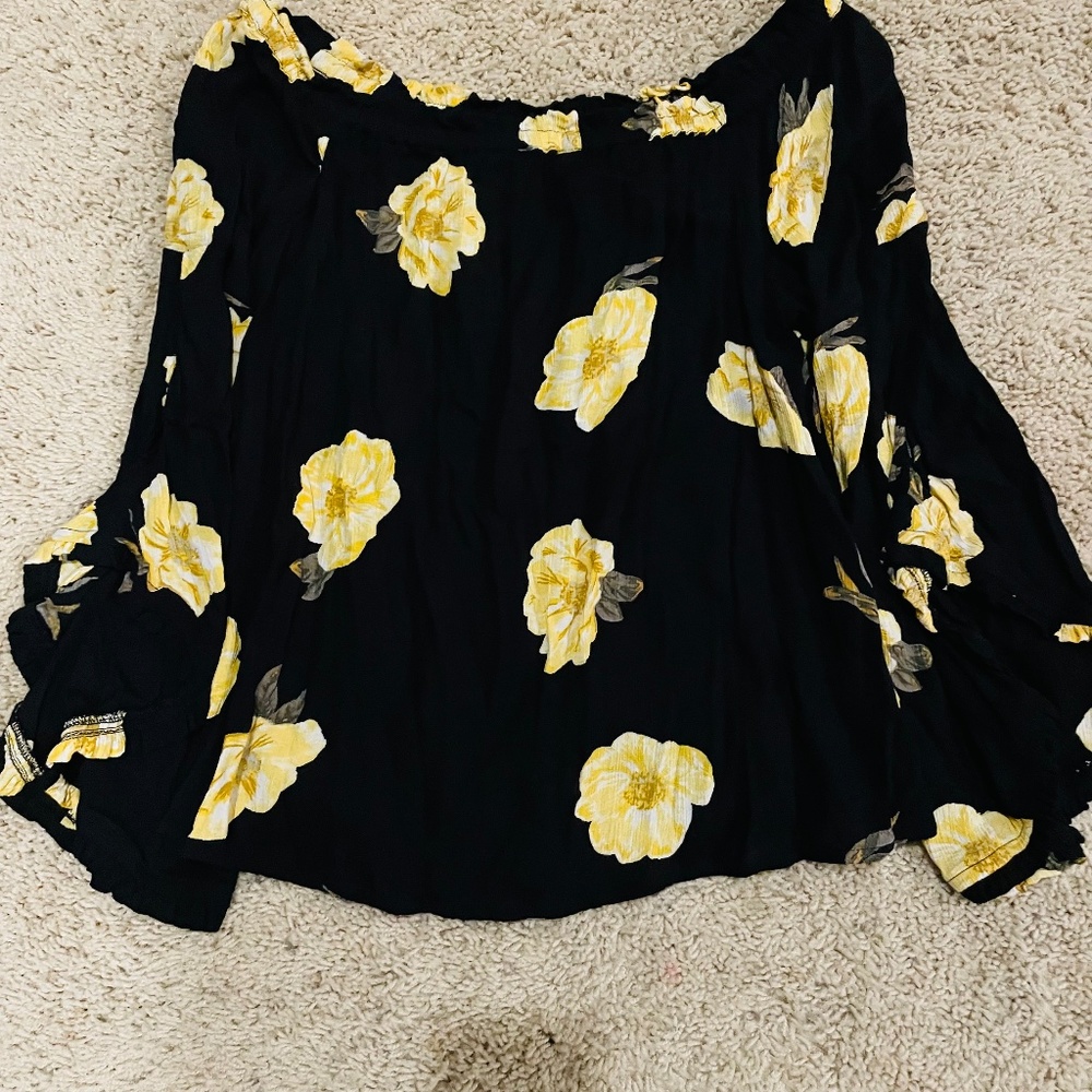 Maurices lot size medium 5 items